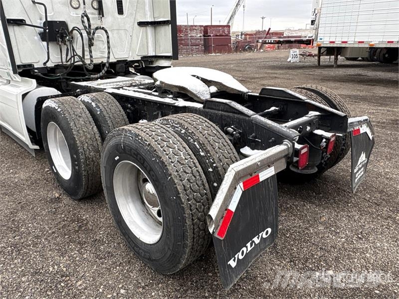 International LT625 Cabezas tractoras
