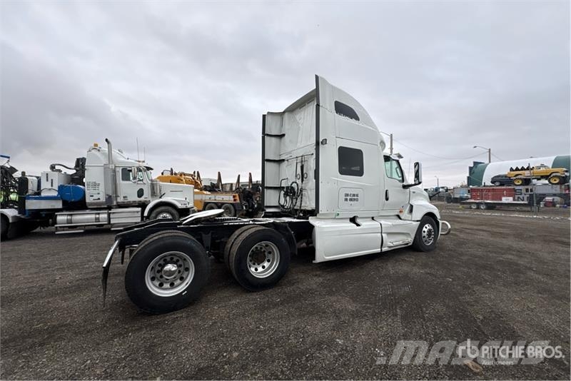 International LT625 Cabezas tractoras