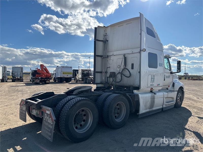International LT625 Тягачі