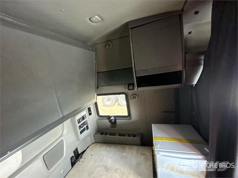International LT625 Vlačilci