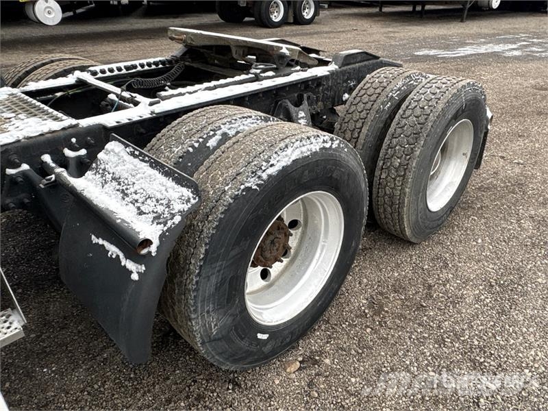 International LT625 Cabezas tractoras