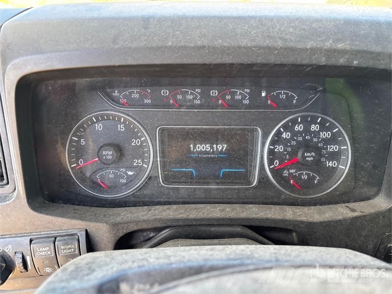 International LT625 Тягачі