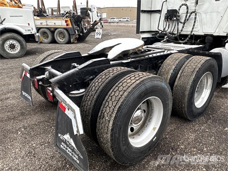 International LT625 Cabezas tractoras