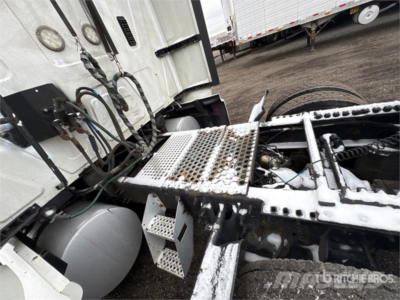 International LT625 Cabezas tractoras