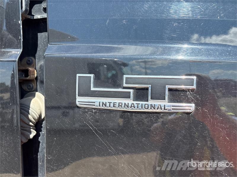 International LT625 Prime Movers