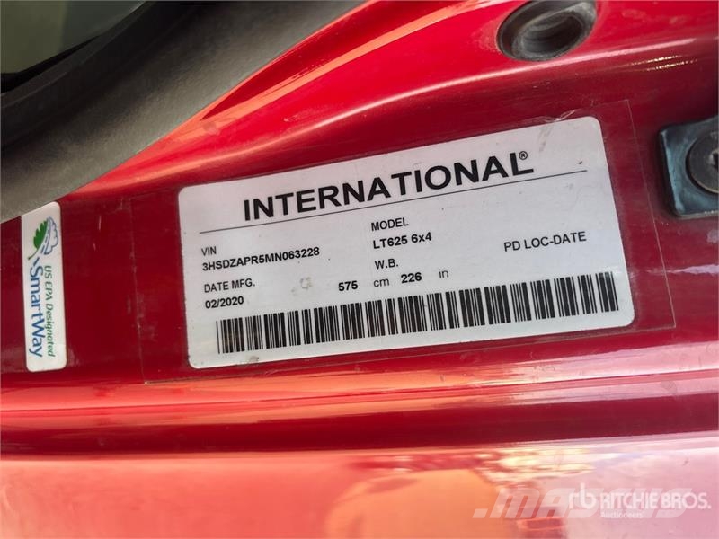 International LT625 Vlačilci