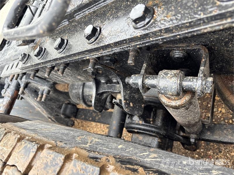 International LT625 6x4 T/A Day Cab Truck Tractor Motrici e Trattori Stradali