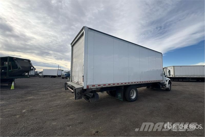 International MV 607 4x2 Freight Van Truck Furgons