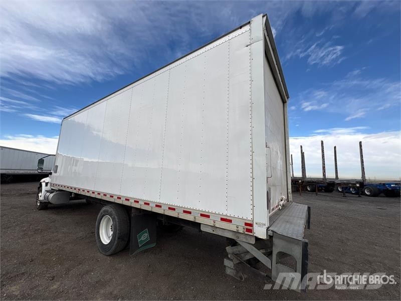 International MV 607 4x2 Freight Van Truck Furgons