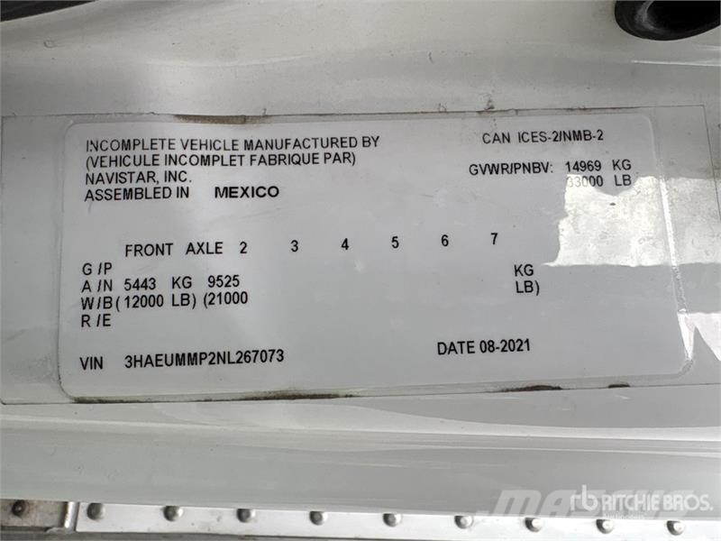 International MV 607 4x2 Freight Van Truck Furgons