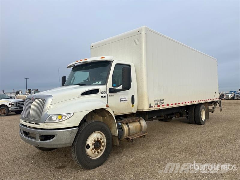 International MV607 4x2 Van Truck Camion cassonati