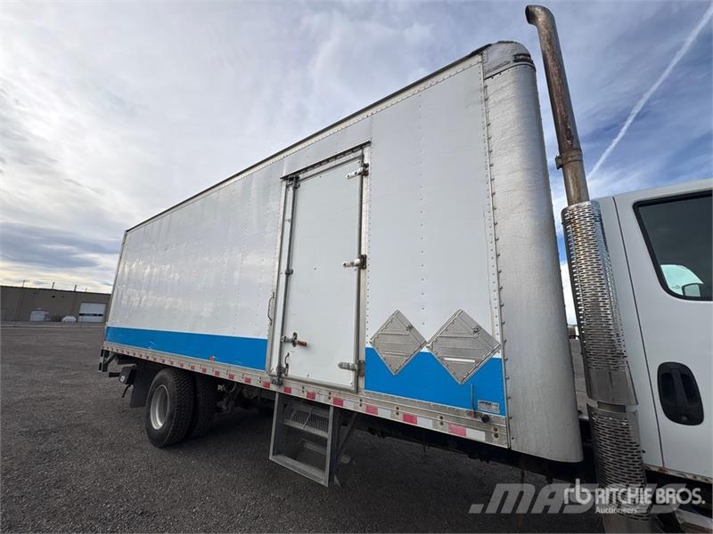 International MV607 4x2 Freight Van Truck Furgons