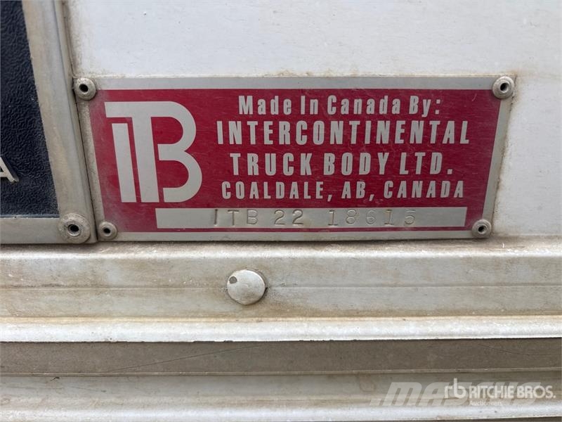 International MV607 4x2 Van Truck Camion cassonati