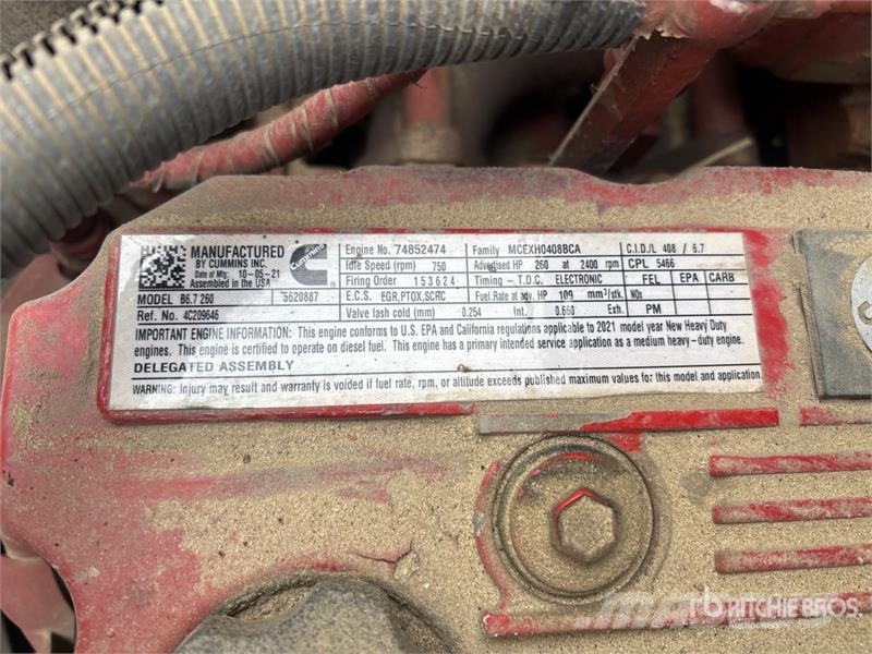 International MV607 4x2 Van Truck Camion cassonati