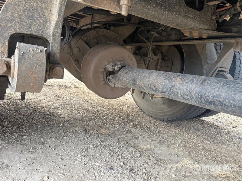 International MV607 4x2 Van Truck Camion cassonati