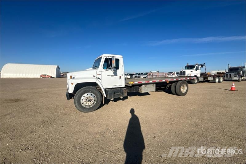 International NaviStar 1954 4x2 Flatbed Truck Platós / Ponyvás teherautók