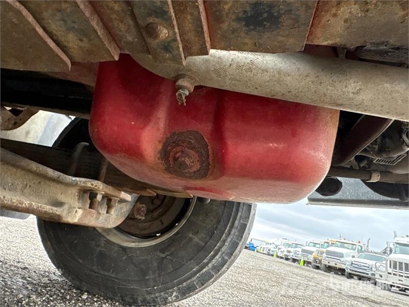 International Paystar 5600i 8x6 Coil Tubing Reel Truck Vehicule de recuperare