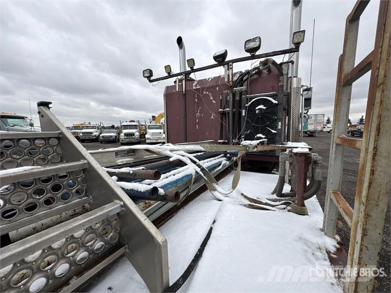 International Paystar 5600i 8x6 Coil Tubing Reel Truck Vehicule de recuperare
