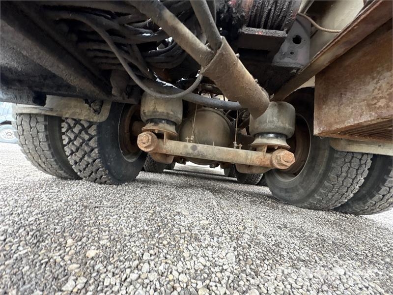 International Paystar 5600i 8x6 Coil Tubing Reel Truck Vehicule de recuperare