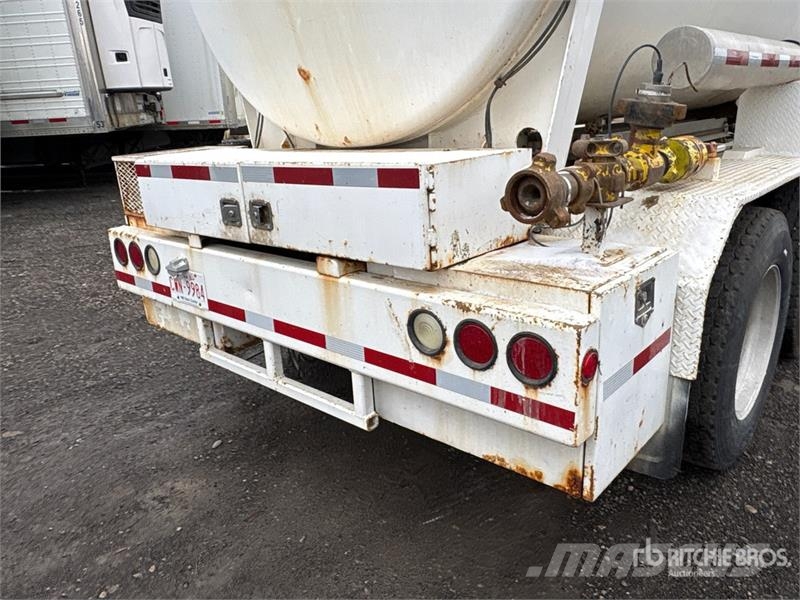 International Paystar 5900I 8x6 Nitrogen Truck Специальные грузовики