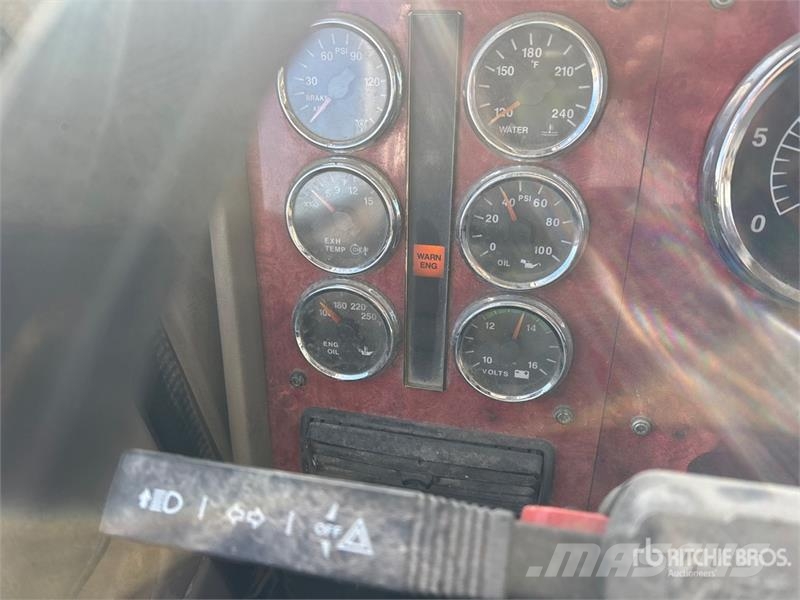 International PayStar 5600i 6x4 T/A Day Cab Truck Tractor Naudoti vilkikai