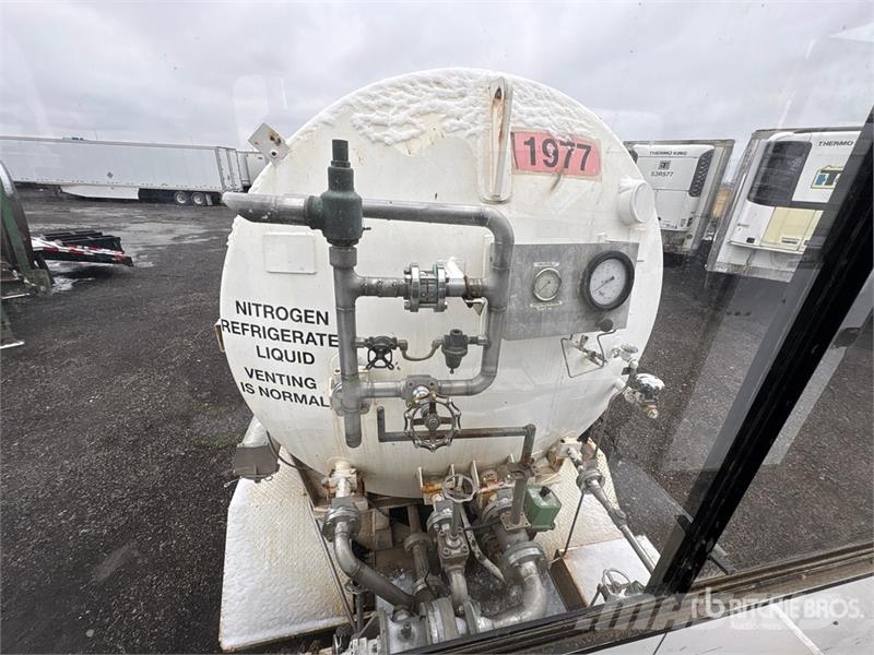 International Paystar 5900I 8x6 Nitrogen Truck Специальные грузовики