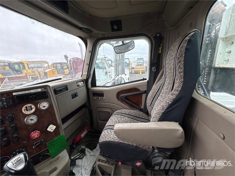 International Paystar 5900I 8x6 Nitrogen Truck Специальные грузовики