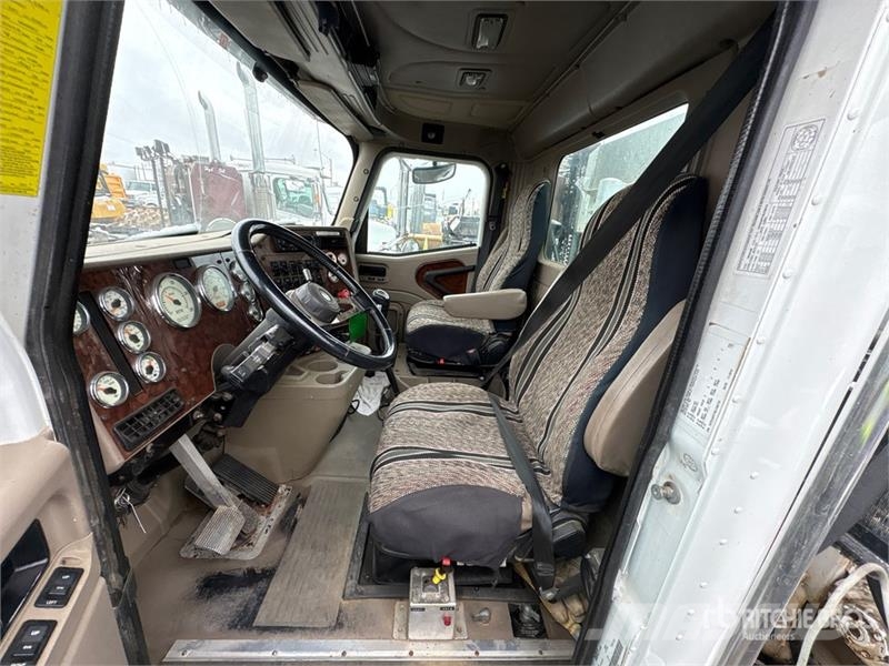 International Paystar 5900I 8x6 Nitrogen Truck Специальные грузовики