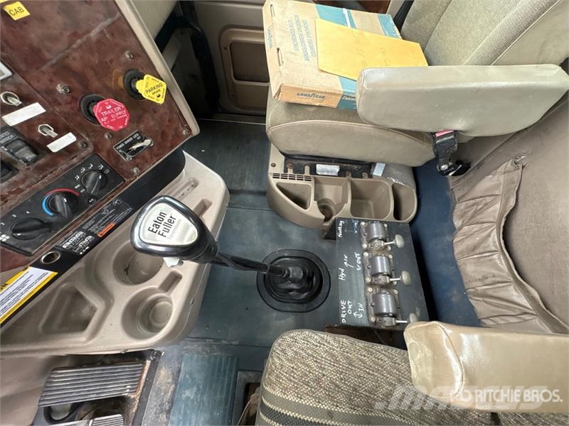 International Paystar 5600i 8x6 Coil Tubing Reel Truck Vehicule de recuperare