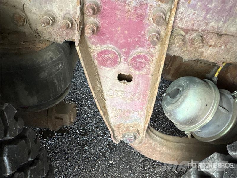 International Paystar 5600i 8x6 Coil Tubing Reel Truck Vehicule de recuperare