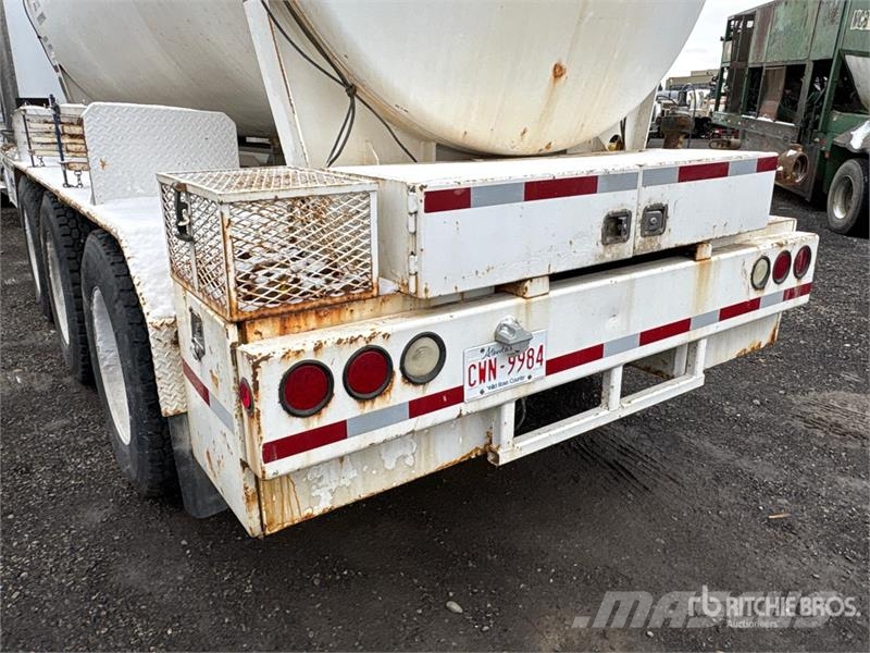 International Paystar 5900I 8x6 Nitrogen Truck Специальные грузовики