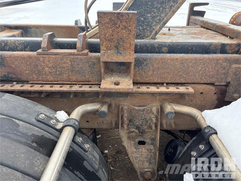 International Paystar 5900 6x4 Hooklift Truck Kroghejs