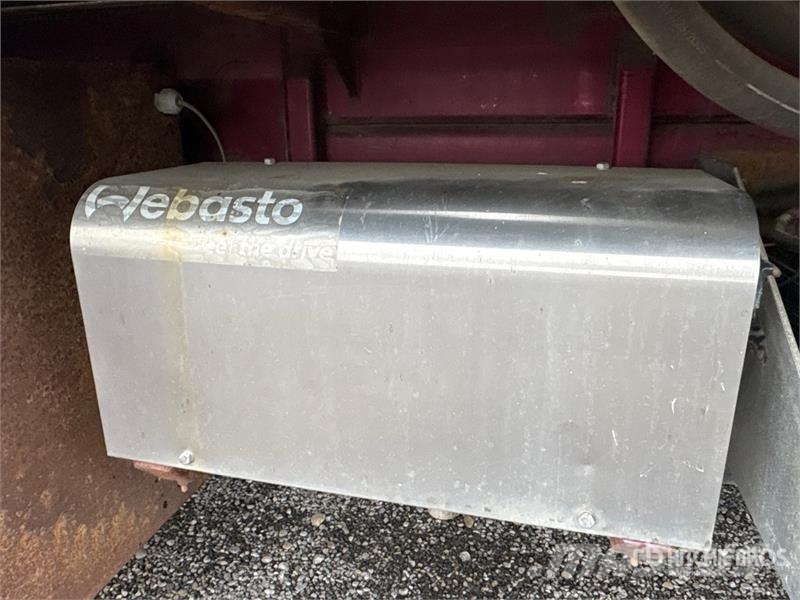 International Paystar 5600i 8x6 Coil Tubing Reel Truck Vehicule de recuperare