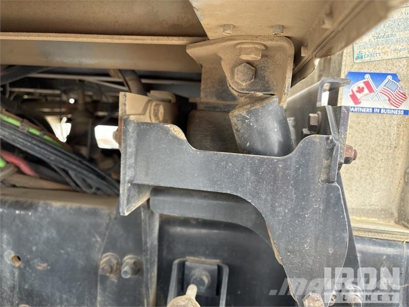 International Paystar 5900 6x4 Hooklift Truck Kroghejs