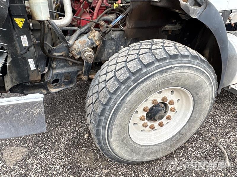 International Paystar 5900I 8x6 Nitrogen Truck Специальные грузовики
