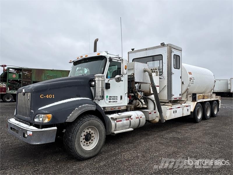 International Paystar 5900I 8x6 Nitrogen Truck Специальные грузовики