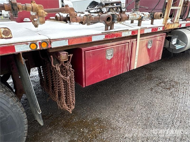 International Paystar 5600i 8x6 Coil Tubing Reel Truck Vehicule de recuperare