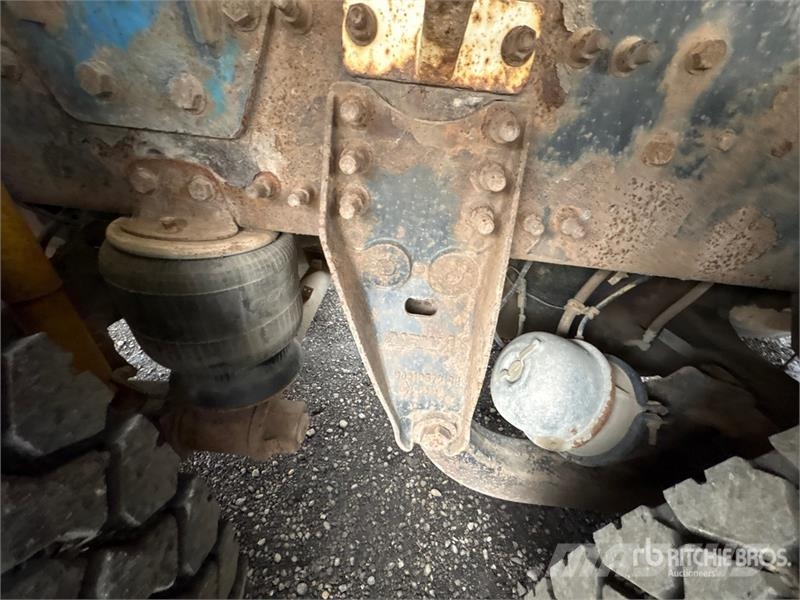 International Paystar 5600i 8x6 Sleeper Nitrogen Truck Специальные грузовики