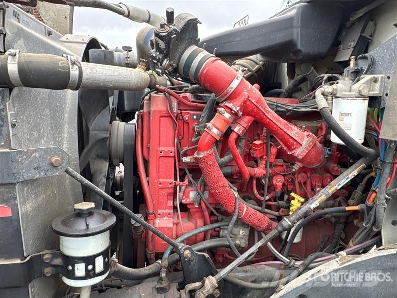 International Paystar 5600i 8x6 Coil Tubing Reel Truck Vehicule de recuperare