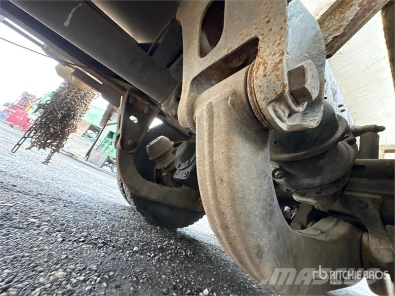International Paystar 5900I 8x6 Nitrogen Truck Специальные грузовики