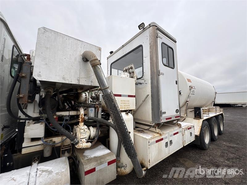 International Paystar 5900I 8x6 Nitrogen Truck Специальные грузовики
