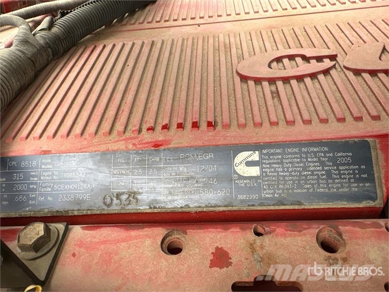 International Paystar 5600i 8x6 Coil Tubing Reel Truck Vehicule de recuperare