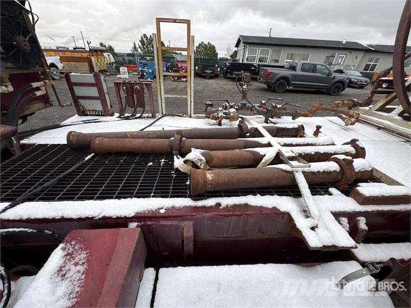 International Paystar 5600i 8x6 Coil Tubing Reel Truck Vehicule de recuperare