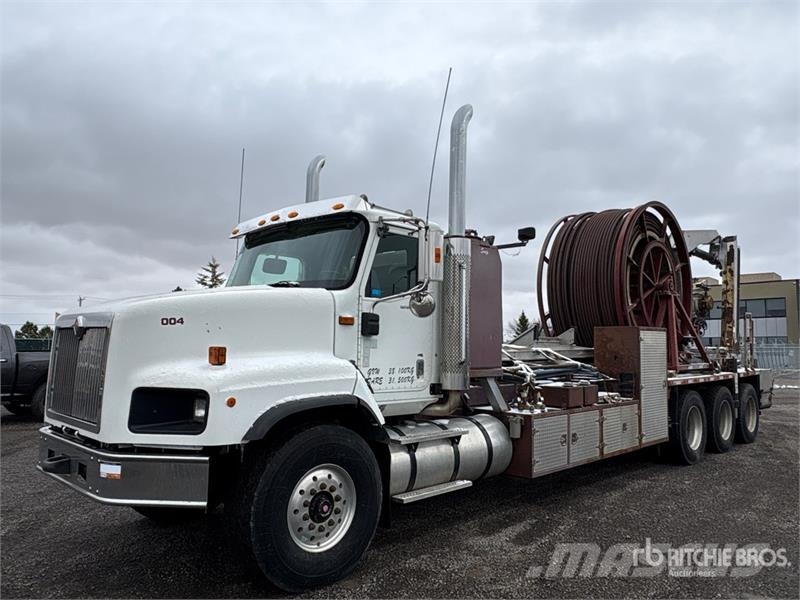 International Paystar 5600i 8x6 Coil Tubing Reel Truck Vehicule de recuperare