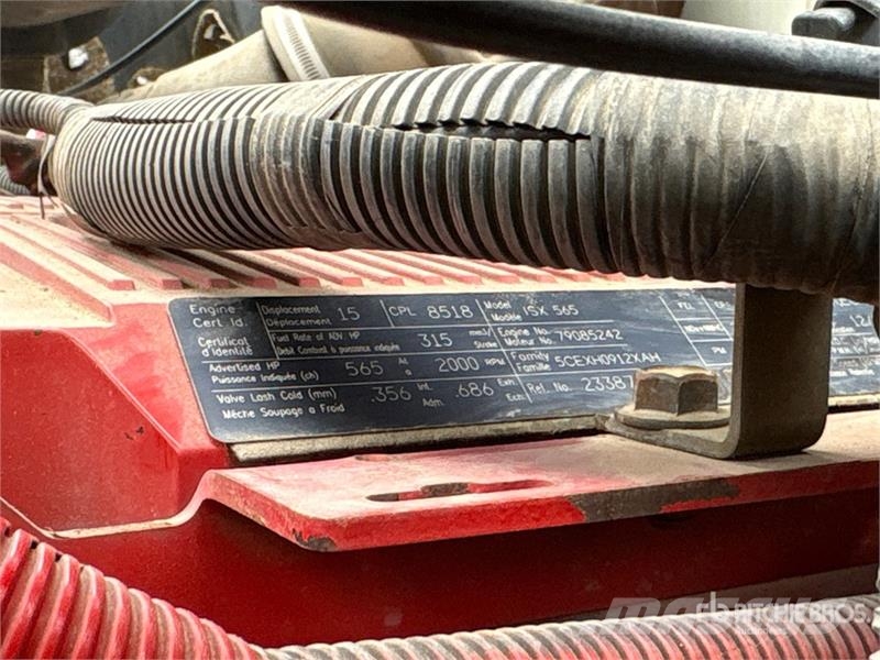 International Paystar 5600i 8x6 Coil Tubing Reel Truck Vehicule de recuperare