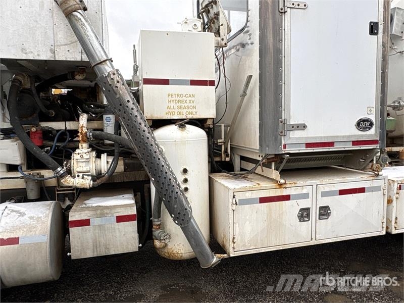 International Paystar 5900I 8x6 Nitrogen Truck Специальные грузовики