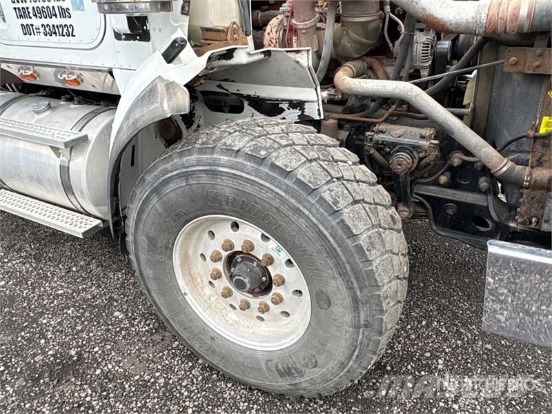 International Paystar 5900I 8x6 Nitrogen Truck Специальные грузовики