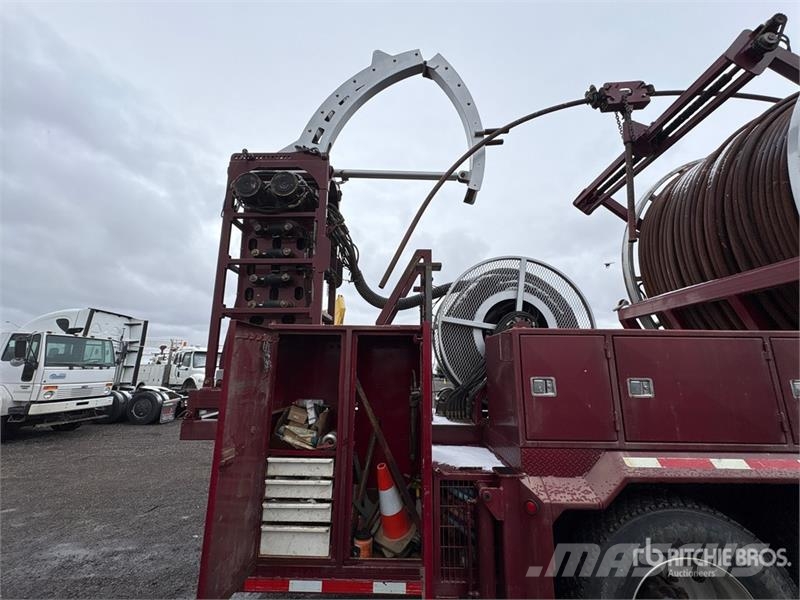 International Paystar 5600i 10x6 Twin-Steer Coiled Tubing Reel T Sleepwagens