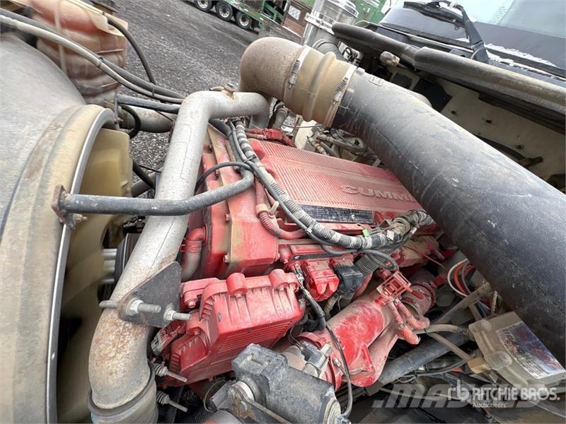 International Paystar 5900I 8x6 Nitrogen Truck Специальные грузовики