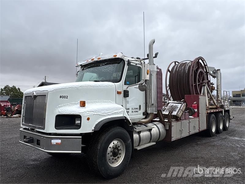 International Paystar 5600i 8x6 Coil Tubing Reel Truck Vehicule de recuperare